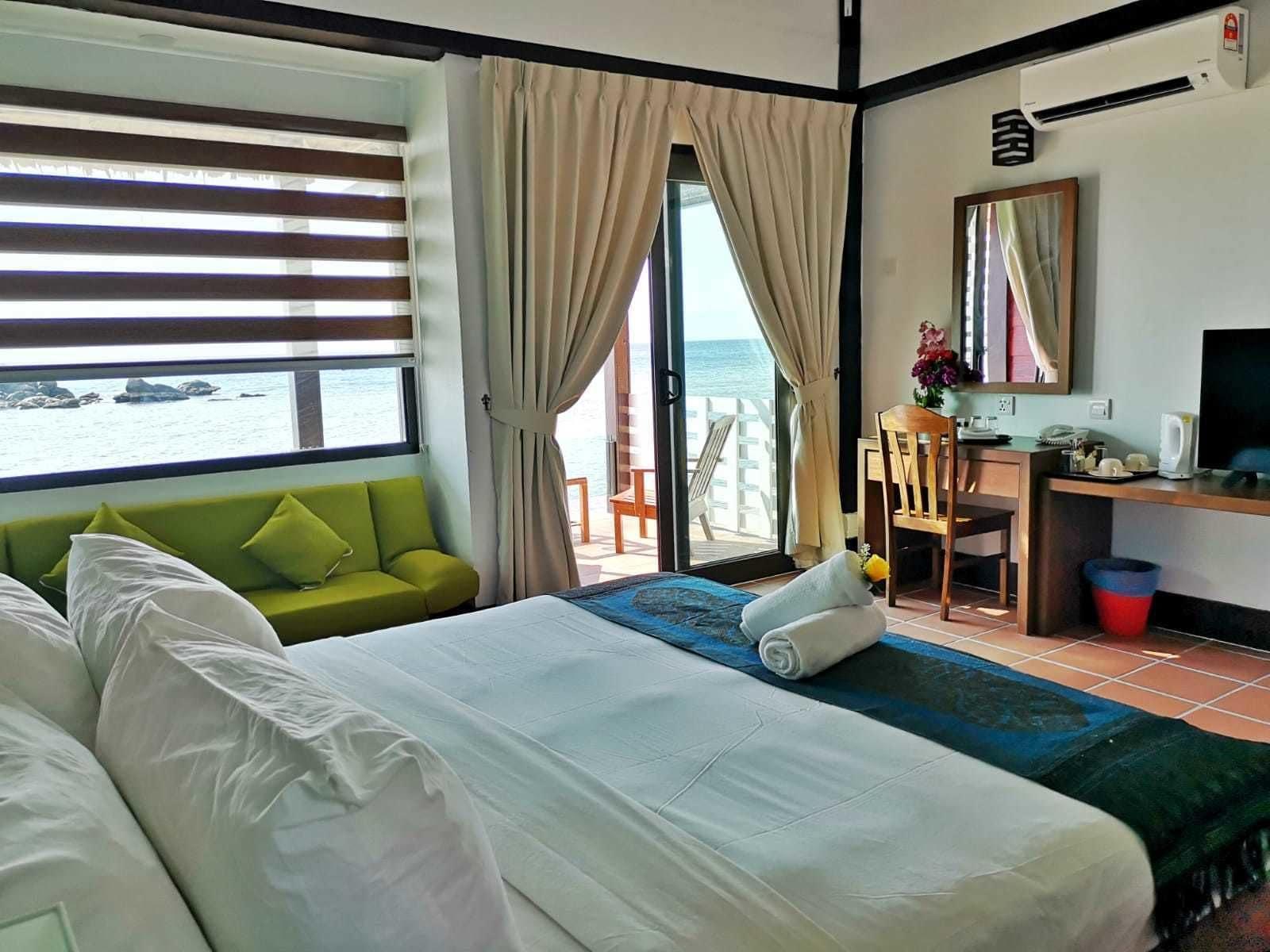 Paya Beach Spa & Dive Resort Kampung Genting Exteriör bild
